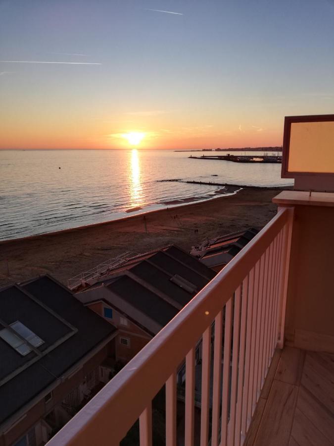 La Terrazza Sul Tirreno Apartment เน็ตตูโน ภายนอก รูปภาพ