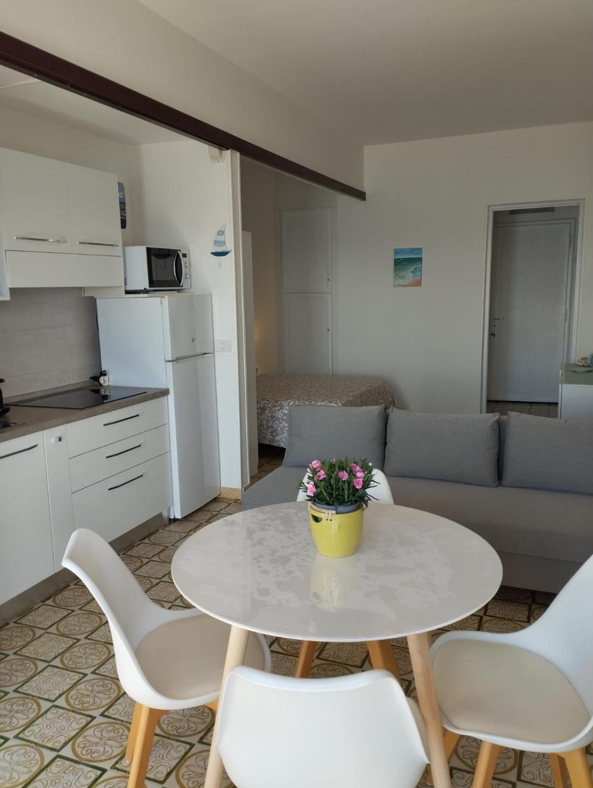 La Terrazza Sul Tirreno Apartment เน็ตตูโน ภายนอก รูปภาพ